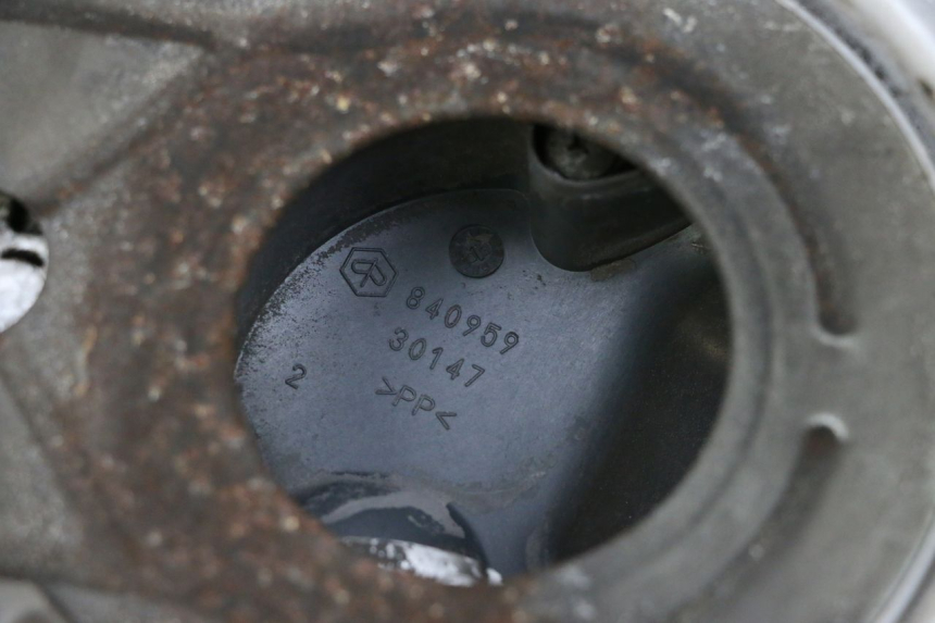 photo de CARTER VARIATEUR PIAGGIO X8 125 (2004 - 2007) - Autre angle de vue