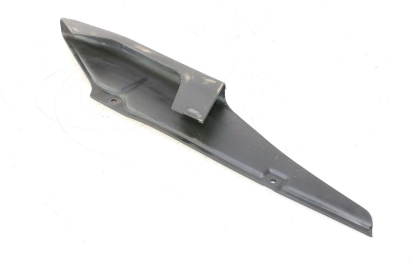 photo de CARTER DE CHAINE KAWASAKI ZZR 600 (1995 - 2004) - Gros plan technique