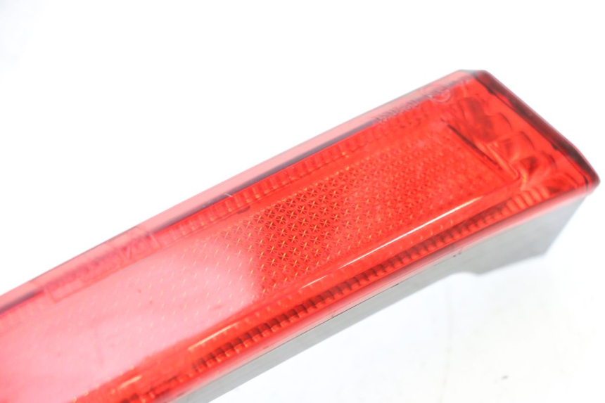 photo de CATADIOPTRE PIAGGIO MP3 RL 250 (2006 - 2010) - Détail de la pièce