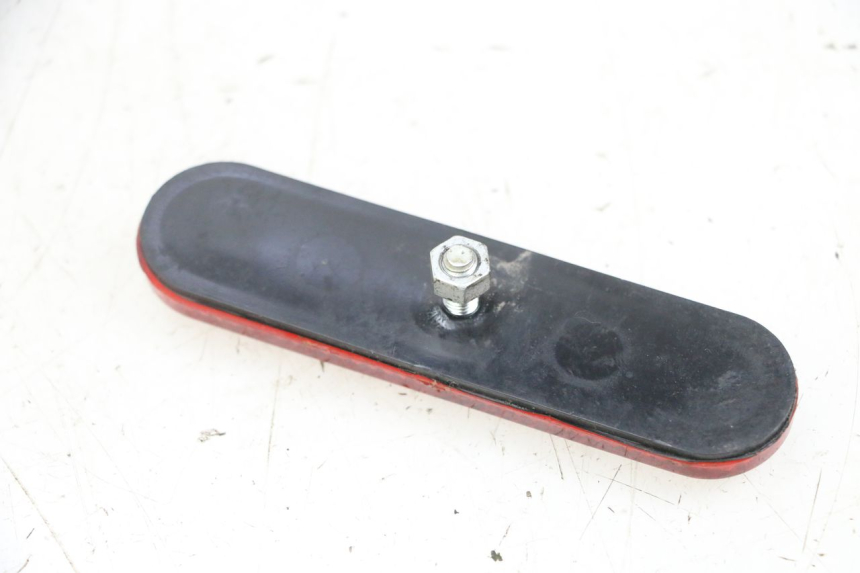 photo de CATADIOPTRE PIAGGIO NEW TYPHOON 50 (2018 - 2021) - Détail de la pièce