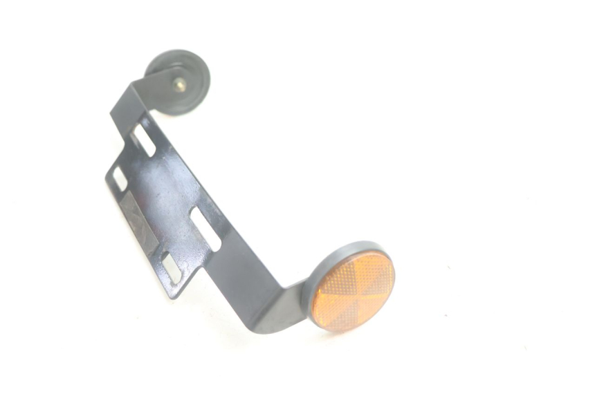 photo de CATADIOPTRE RAZZO STEED 125 (2012 - 2018) - Détail de la pièce