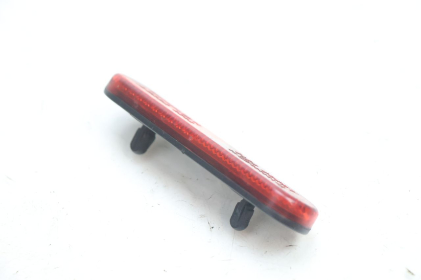photo de CATADIOPTRE PEUGEOT TREKKER 50 (1995 - 2004) - Détail de la pièce