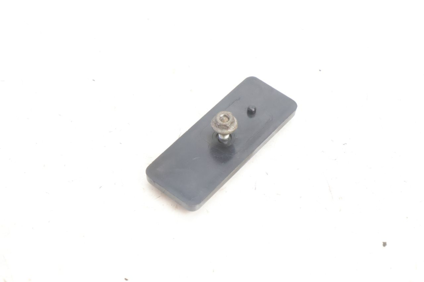 photo de CATADIOPTRE YAMAHA YP MAJESTY 125 (2007 - 2010) - Zoom état d’usage