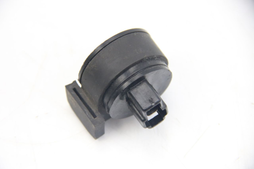 photo de CENTRALE CLIGNOTANTE MBK BOOSTER NEXT GENERATION 50 (2004 - 2007) - Zoom état d’usage