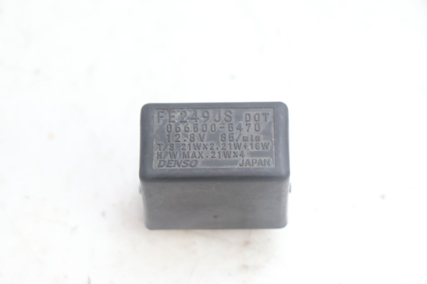 photo de CENTRALE CLIGNOTANTE SUZUKI BURGMAN EXECUTIVE ABS 650 (2006 - 2012) - Vue principale