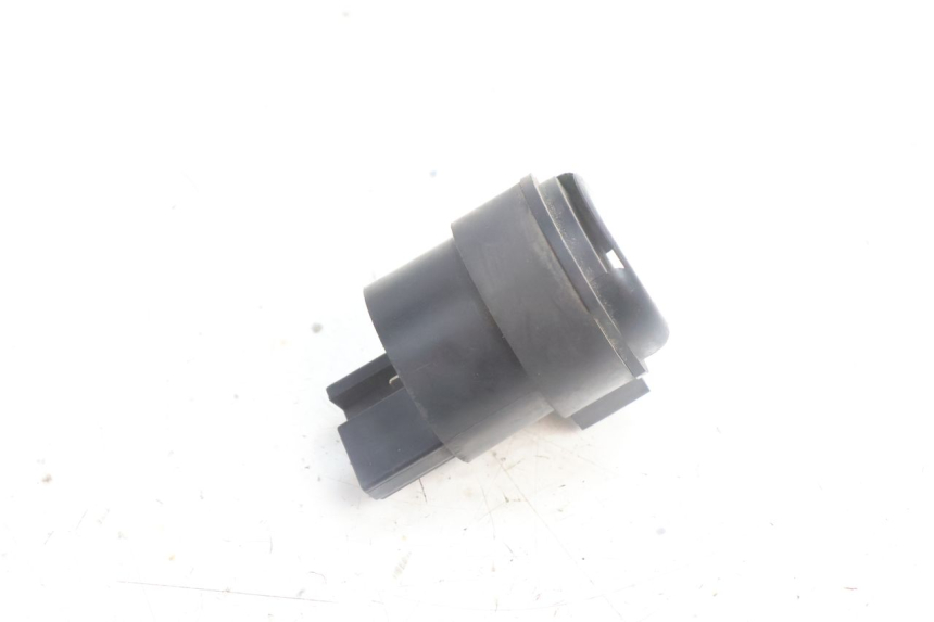photo de CENTRALE CLIGNOTANTE YAMAHA BW'S BWS 125 (2010 - 2013) - Détail de la pièce