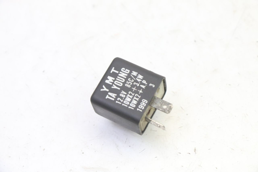 photo de CENTRALE CLIGNOTANTE YAMAHA BW'S 100 (1999 - 2002)