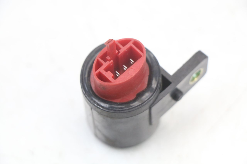 photo de Flasher relay KYMCO DINK STREET ABS 125 (2011 - 2018) - Gros plan technique