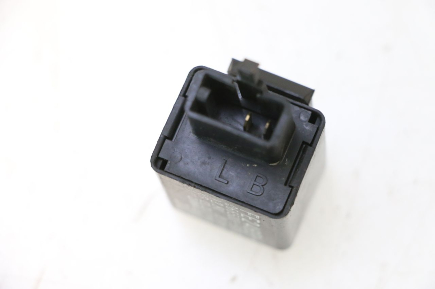 photo de CENTRALE CLIGNOTANTE KAWASAKI ER-6 ER6 N 650 (2005 - 2009) - Détail de la pièce