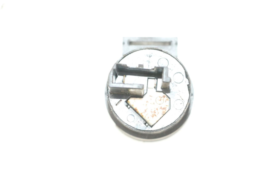 photo de CENTRALE CLIGNOTANTE MBK FLAME X 125 (2007 - 2016) - Autre angle de vue