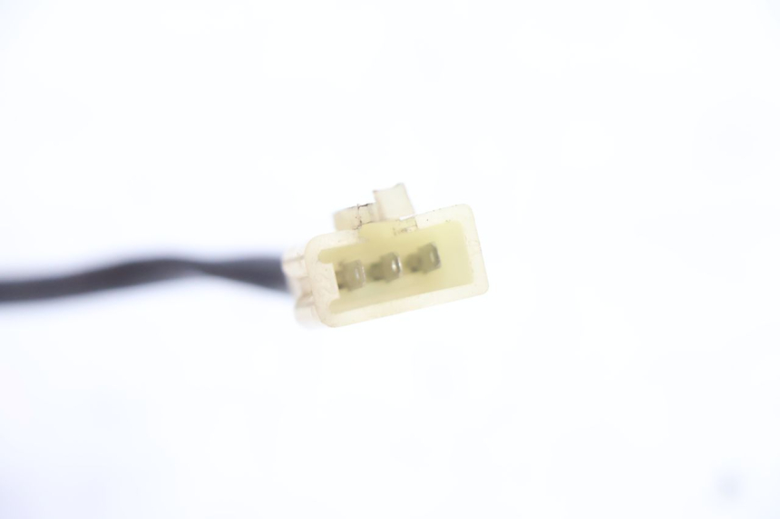 photo de CENTRALE CLIGNOTANTE KEEWAY FOCUS 50 (2006 - 2009) - Autre angle de vue