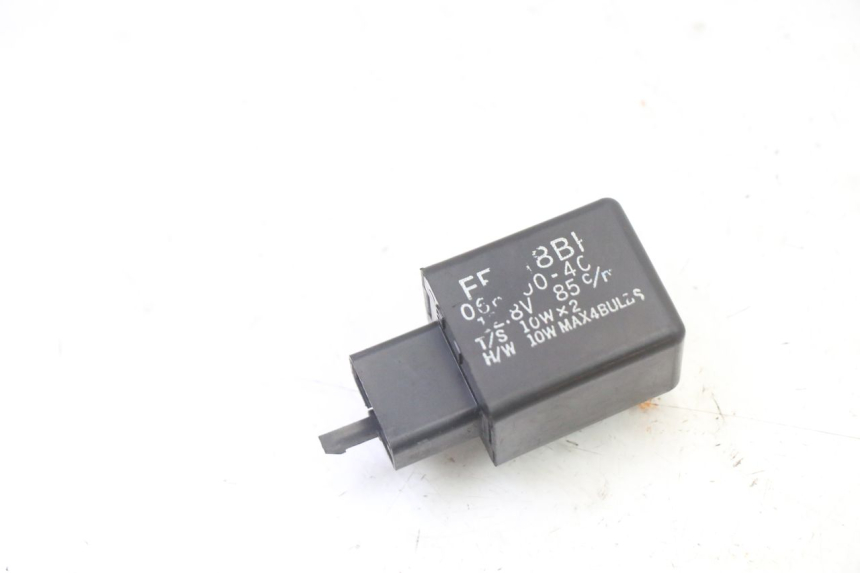 photo de CENTRALE CLIGNOTANTE YAMAHA FZ6 FAZER S2 600 (2007 - 2011)