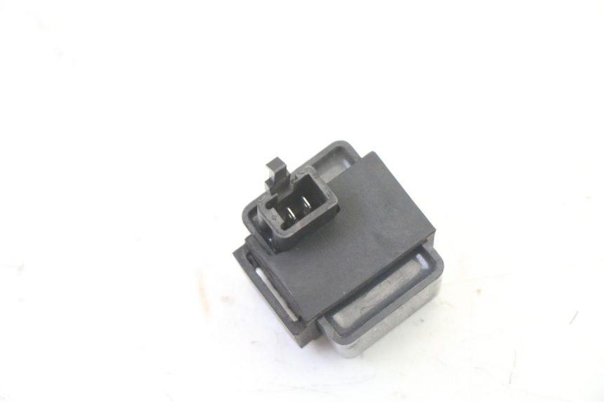 photo de CENTRALE CLIGNOTANTE SUZUKI GS GSE 500 (2001 - 2003)