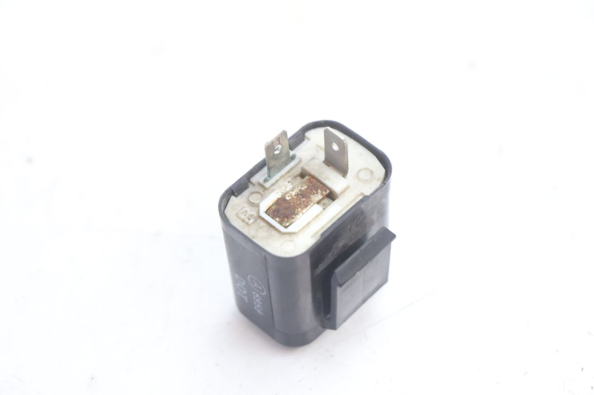 photo de CENTRALE CLIGNOTANTE SUZUKI GSX F GSXF 750 (1988 - 1998) - Autre angle de vue