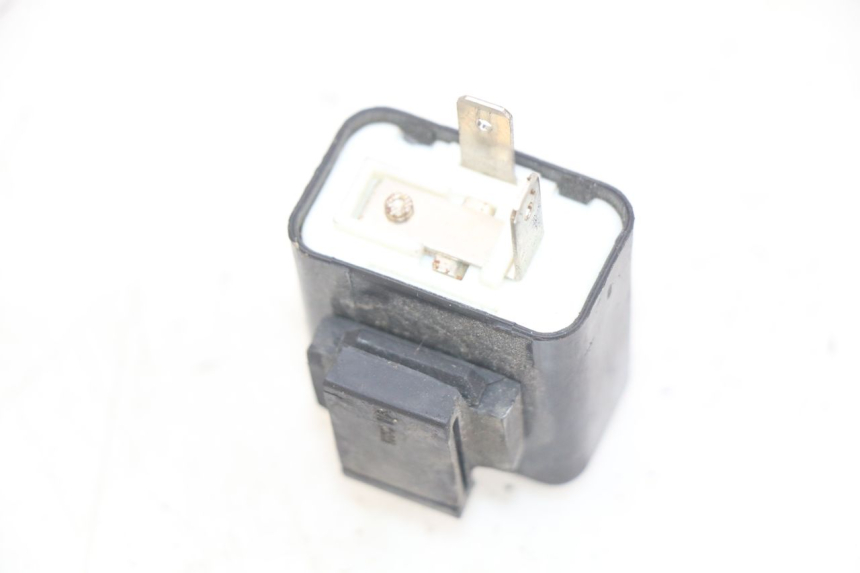 photo de CENTRALE CLIGNOTANTE HONDA SCV LEAD 100 (2003 - 2007)