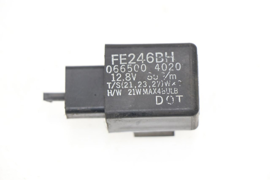 photo de CENTRALE CLIGNOTANTE KAWASAKI ZX-6R ZX6R 600 (2000 - 2002)