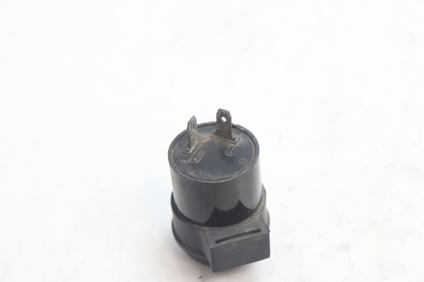 photo de CENTRALE CLIGNOTANTE PEUGEOT KISBEE 4T 50 (2010 - 2017) - Autre angle de vue