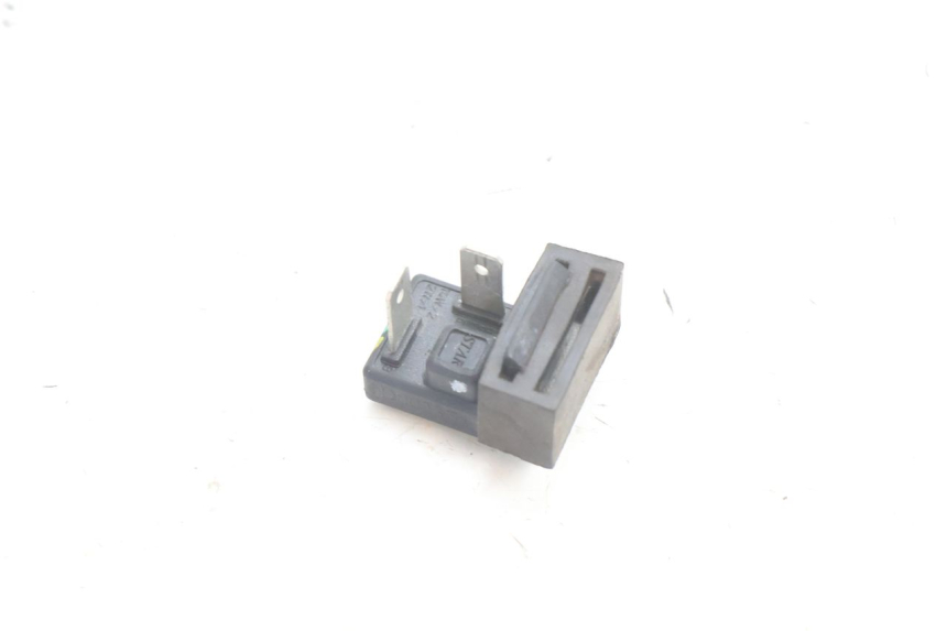 photo de CENTRALE CLIGNOTANTE PIAGGIO LIBERTY IGET 4T 50 (2021 - 2025) - Vue principale