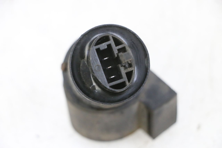 photo de CENTRALE CLIGNOTANTE KYMCO LIKE 125 (2009 - 2016) - Zoom état d’usage