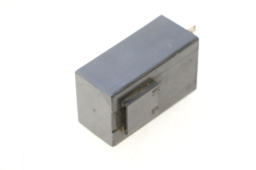 photo de CENTRALE CLIGNOTANTE PEUGEOT LUDIX ONE 50 (2004 - 2006) - Détail de la pièce