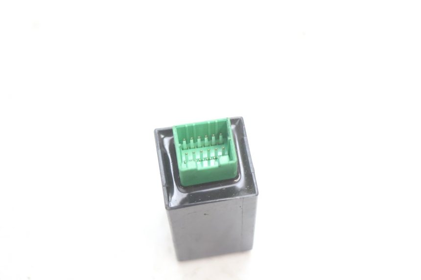 photo de CENTRALE CLIGNOTANTE PIAGGIO MP3 LT 300 (2010 - 2016) - Autre angle de vue