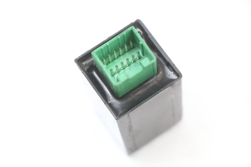 photo de CENTRALE CLIGNOTANTE PIAGGIO MP3 500 (2011 - 2015)