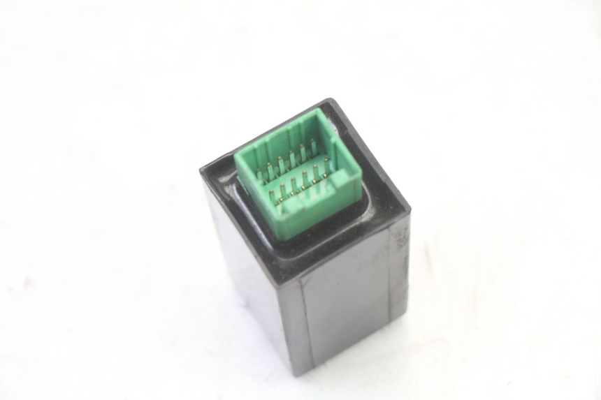 photo de CENTRALE CLIGNOTANTE PIAGGIO MP3 500 (2011 - 2015)