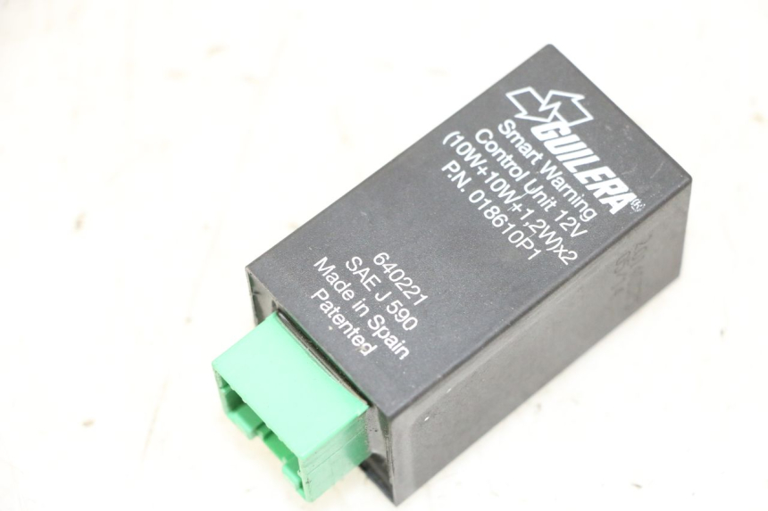 photo de CENTRALE CLIGNOTANTE PIAGGIO MP3 500 (2014 - 2016)