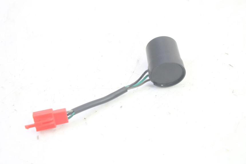 photo de CENTRALE CLIGNOTANTE JM MOTORS OLDIES GT 4T 50 (2018 - 2025) - Zoom état d’usage