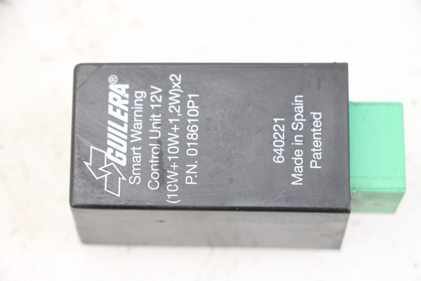 photo de CENTRALE CLIGNOTANTE PIAGGIO MP3 125 (2006 - 2014)