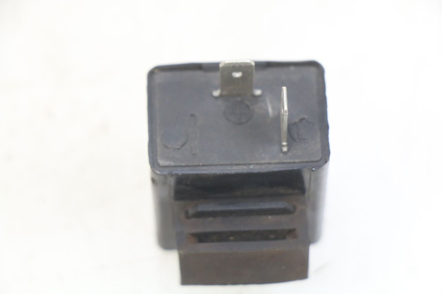 photo de CENTRALE CLIGNOTANTE PIAGGIO VESPA PRIMAVERA 2T 50 (2013 - 2018)