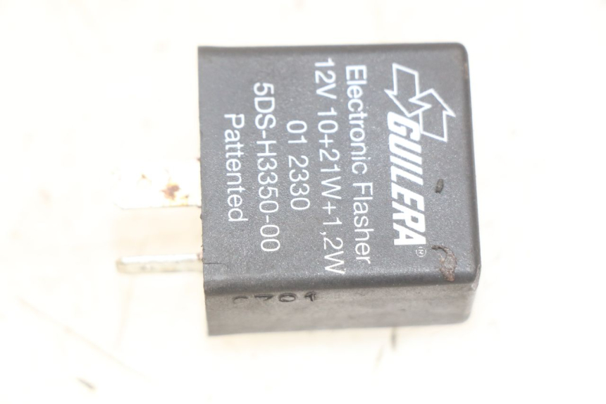 photo de CENTRALE CLIGNOTANTE MBK SKYLINER 125 (1998 - 2001)