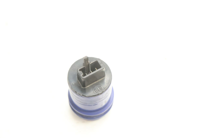 photo de CENTRALE CLIGNOTANTE PEUGEOT SPEEDFIGHT LC 50 (1996 - 2002) - Autre angle de vue