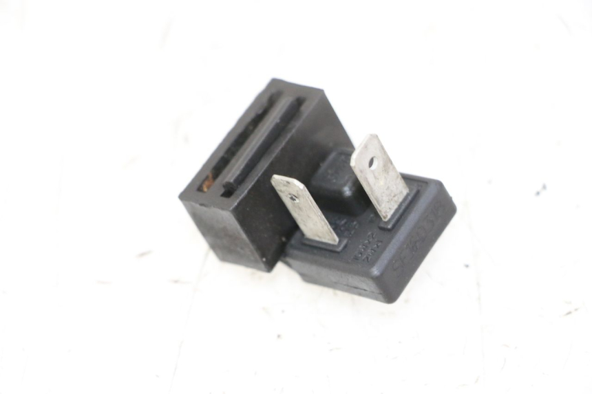 photo de CENTRALE CLIGNOTANTE APRILIA SR R 2T LC 50 (2018 - 2021)