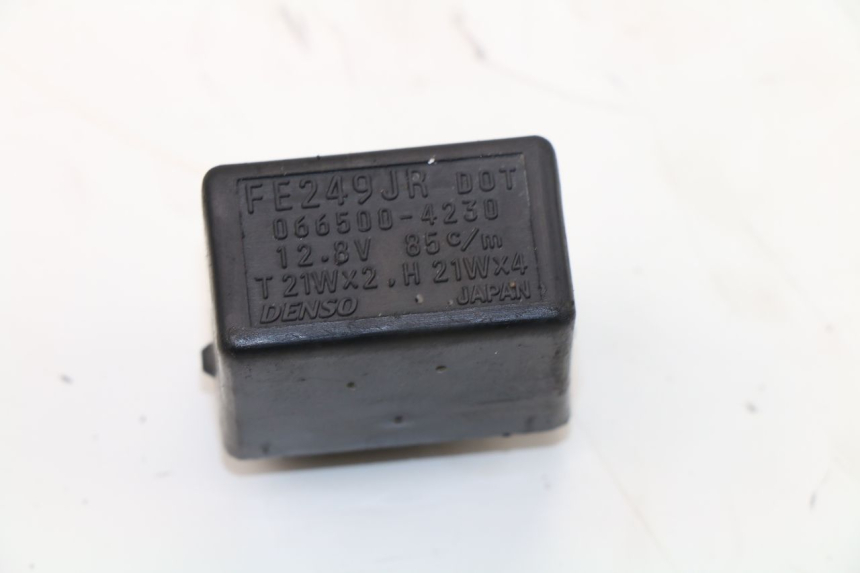 photo de CENTRALE CLIGNOTANTE SUZUKI SV N 650 (2003 - 2009)