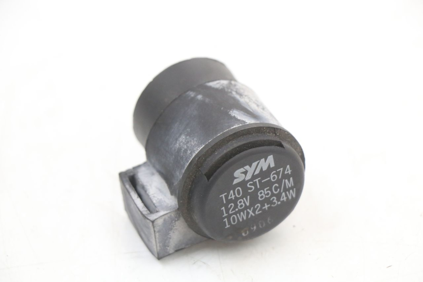 photo de CENTRALE CLIGNOTANTE SYM ORBIT 50 (2008 - 2010)