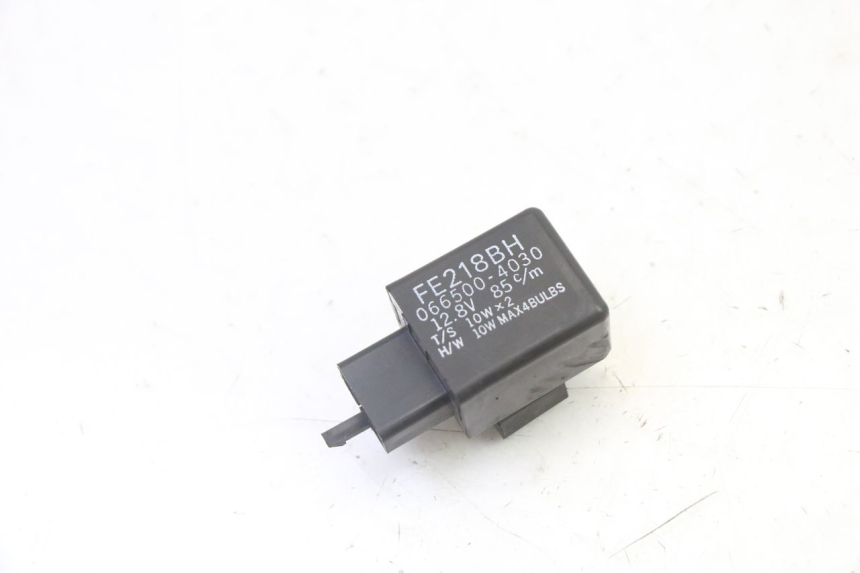 photo de CENTRALE CLIGNOTANTE YAMAHA TDM ABS 900 (2002 - 2014)