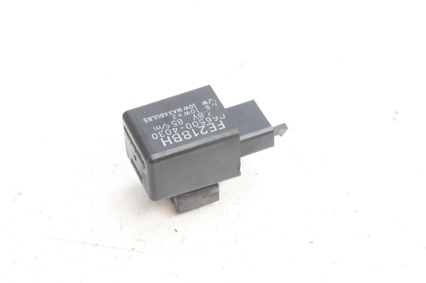 photo de CENTRALE CLIGNOTANTE YAMAHA TDM ABS 900 (2002 - 2014) - Détail de la pièce
