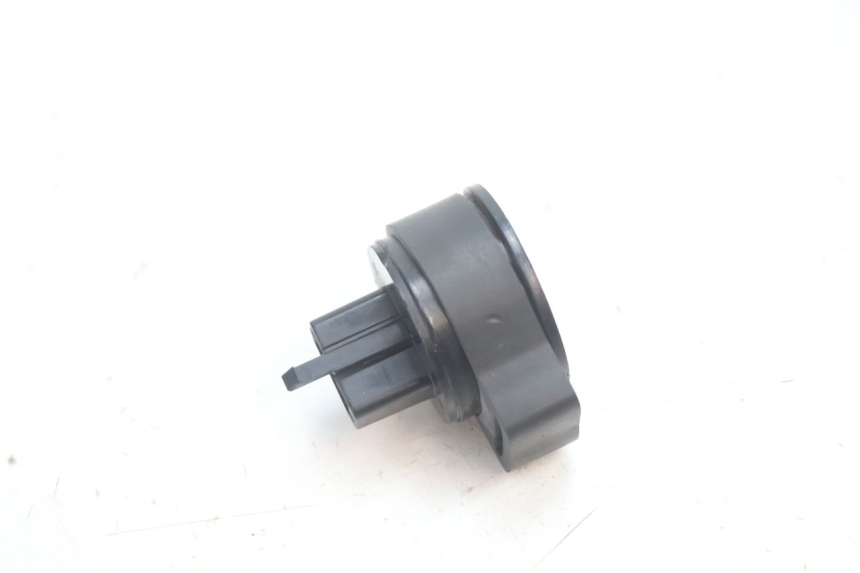 photo de CENTRALE CLIGNOTANTE PEUGEOT TREKKER TKR 50 (2005 - 2014) - Vue principale