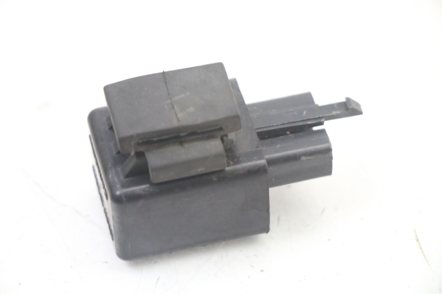 photo de CENTRALE CLIGNOTANTE YAMAHA X-MAX XMAX ABS 250 (2010 - 2012) - Autre angle de vue