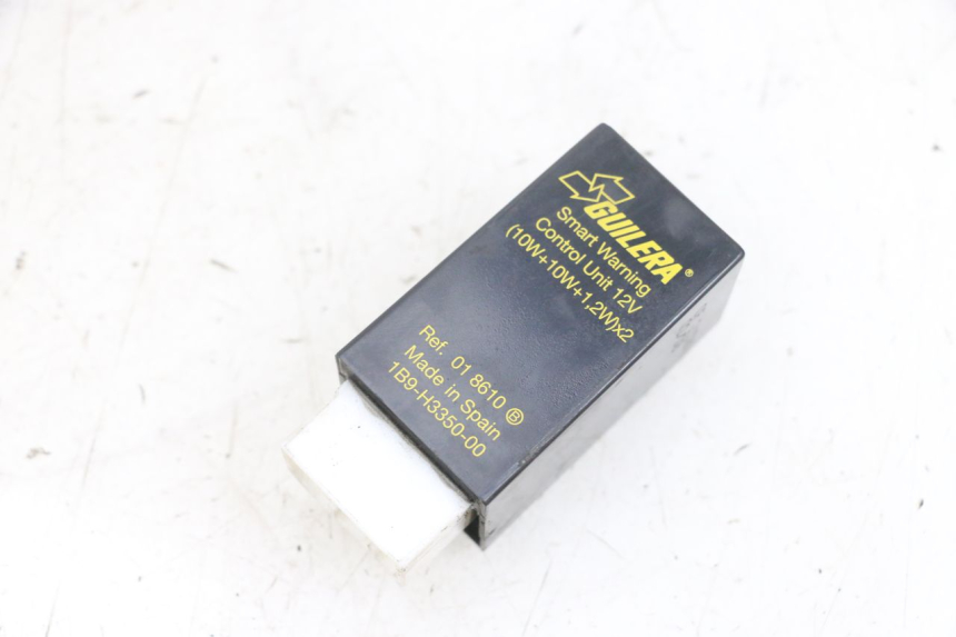 photo de CENTRALE CLIGNOTANTE YAMAHA XMAX X-MAX 125 (2006 - 2009) - Vue principale