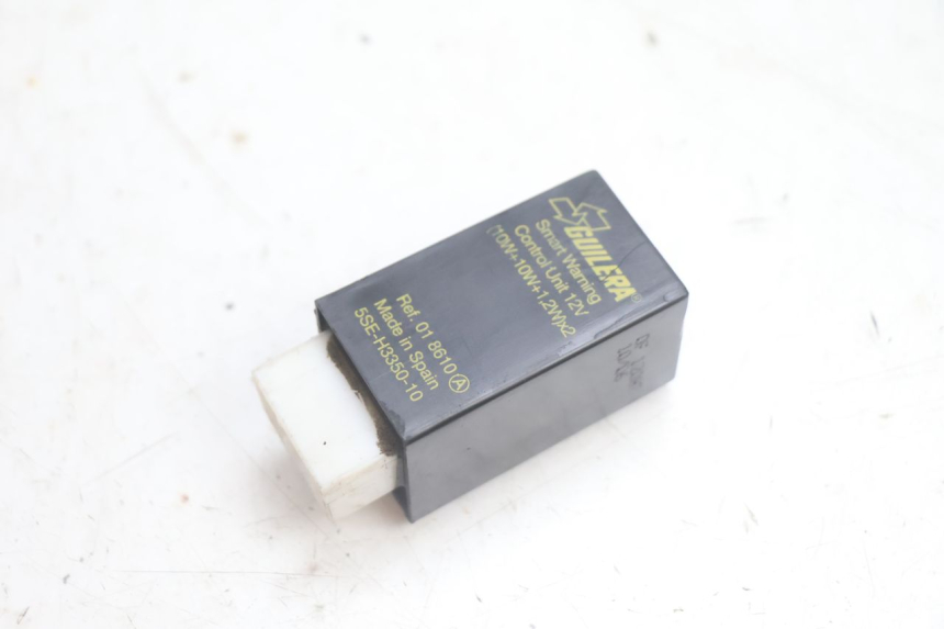 photo de CENTRALE CLIGNOTANTE YAMAHA XMAX X-MAX 125 (2006 - 2009) - Vue principale