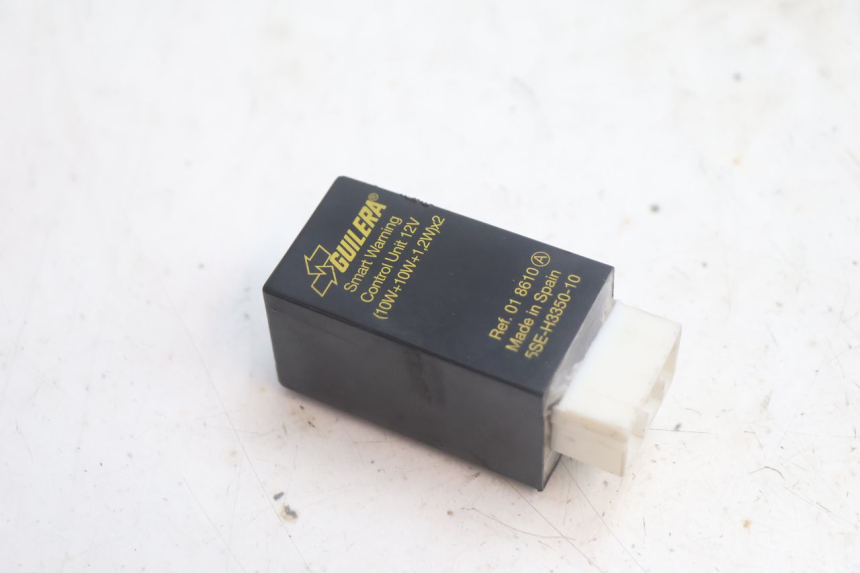photo de CENTRALE CLIGNOTANTE YAMAHA XMAX X-MAX 125 (2006 - 2009) - Vue principale