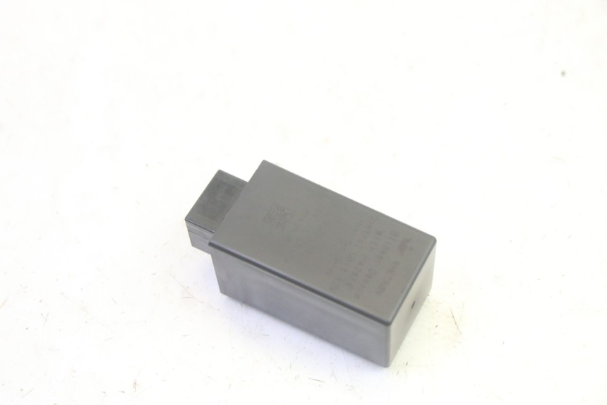 photo de CENTRALE CLIGNOTANTE PIAGGIO XEVO - X EVO 125 (2007 - 2017) - Détail de la pièce