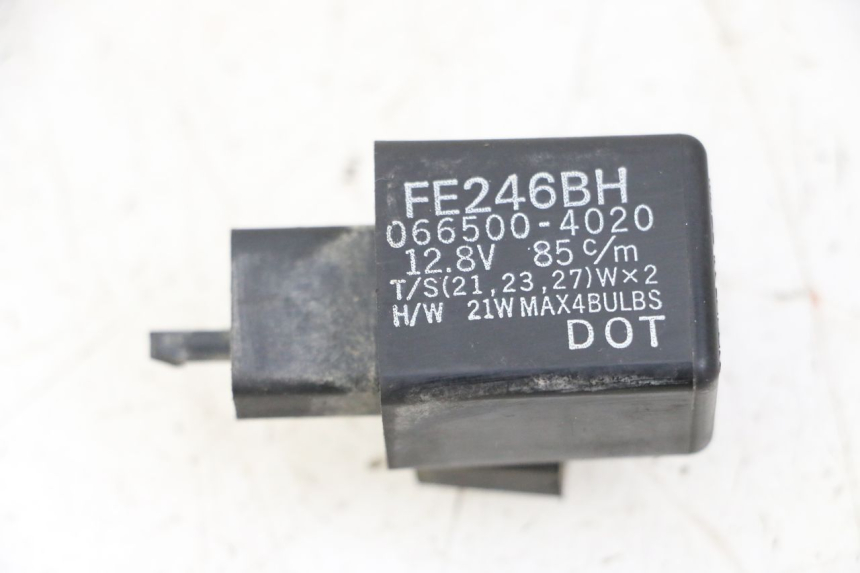 photo de CENTRALE CLIGNOTANTE YAMAHA XJN DIVERSION 600 (2000 - 2003)