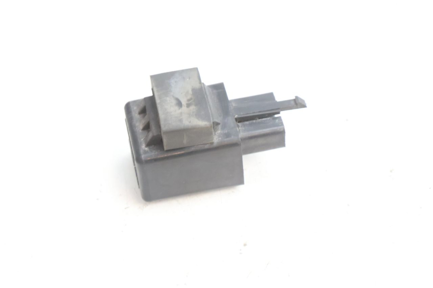photo de CENTRALE CLIGNOTANTE YAMAHA XJR 1300 (1998 - 2002) - Autre angle de vue