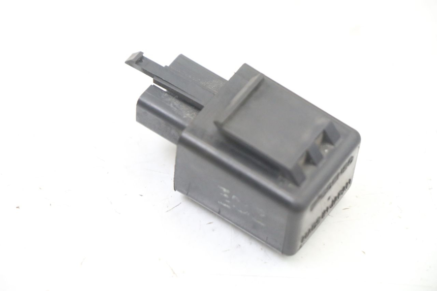 photo de CENTRALE CLIGNOTANTE YAMAHA FZ6 FAZER S2 600 (2007 - 2011)