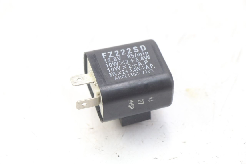 photo de CENTRALE CLIGNOTANTE YAMAHA X-CITY XCITY 125 (2007 - 2008)