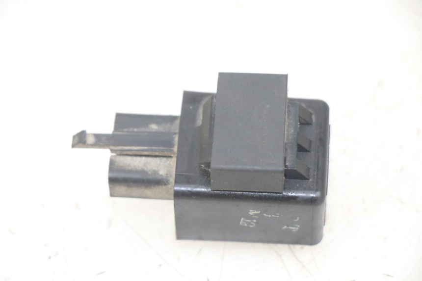 photo de CENTRALE CLIGNOTANTE YAMAHA XJN DIVERSION 600 (2000 - 2003)