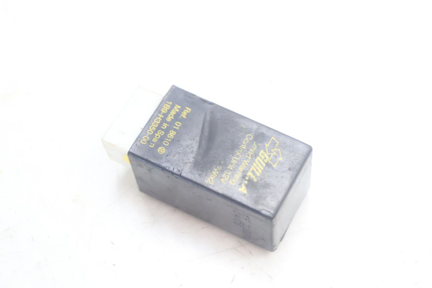 photo de CENTRALE CLIGNOTANTE YAMAHA YP MAJESTY 125 (2002 - 2006) - Détail de la pièce